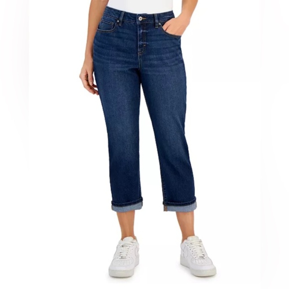 482M NWT Style & Co Women's Mid-Rise Curvy Capri‎ Jeans - Size: 6